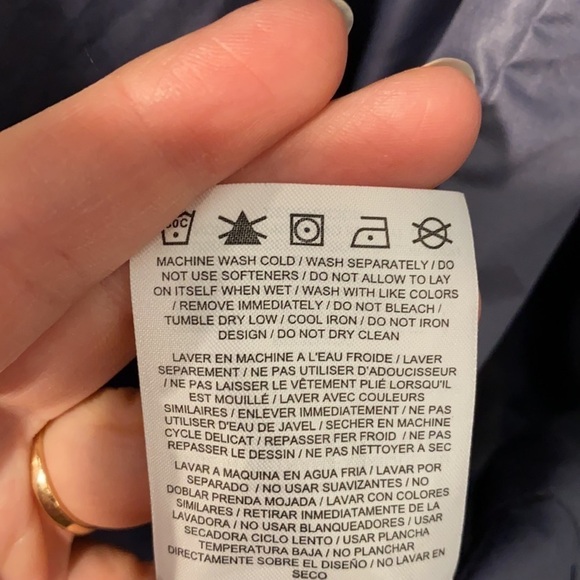 Nike Lightweight Rain Windbreaker Jacket EUC - Picture 12 of 16